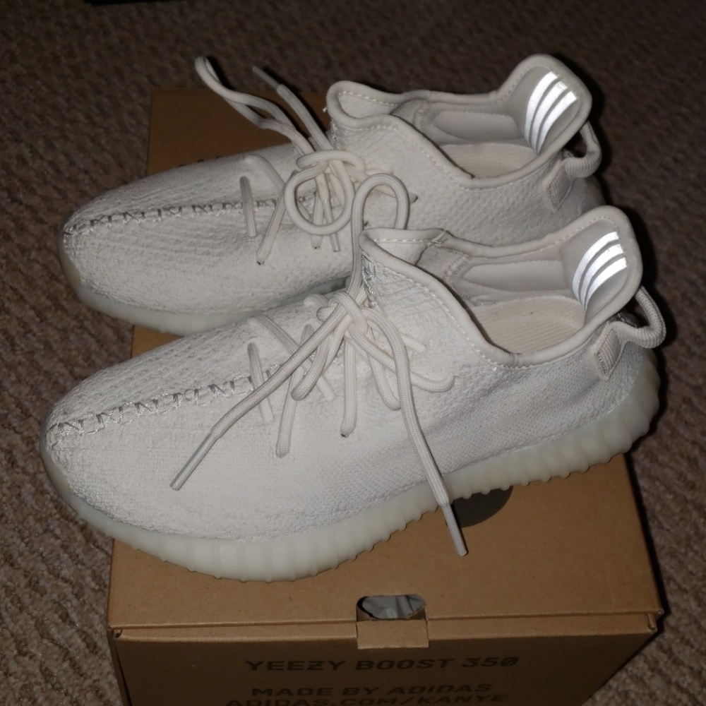 Yeezy Boost 350v2